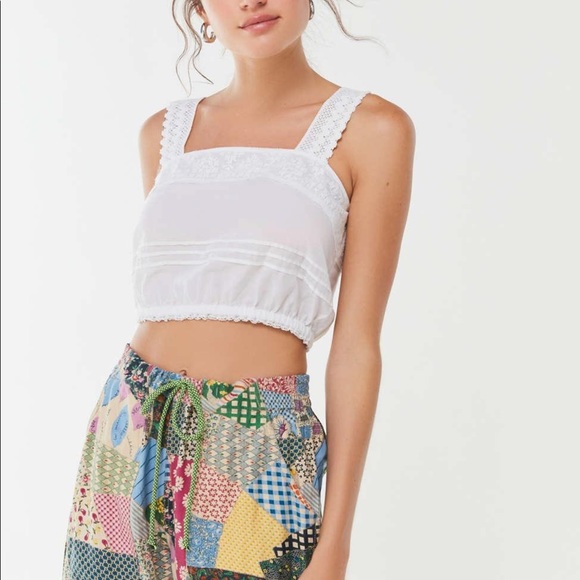 KIMCHI BLUE Ava Cropped Cami - Picture 1 of 2